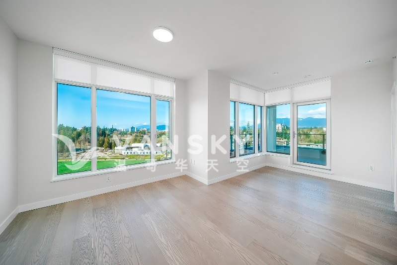 260305202200_Living 1.jpg